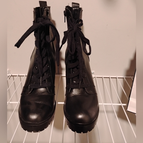 Steve Madden Booties - Picture 7 of 10